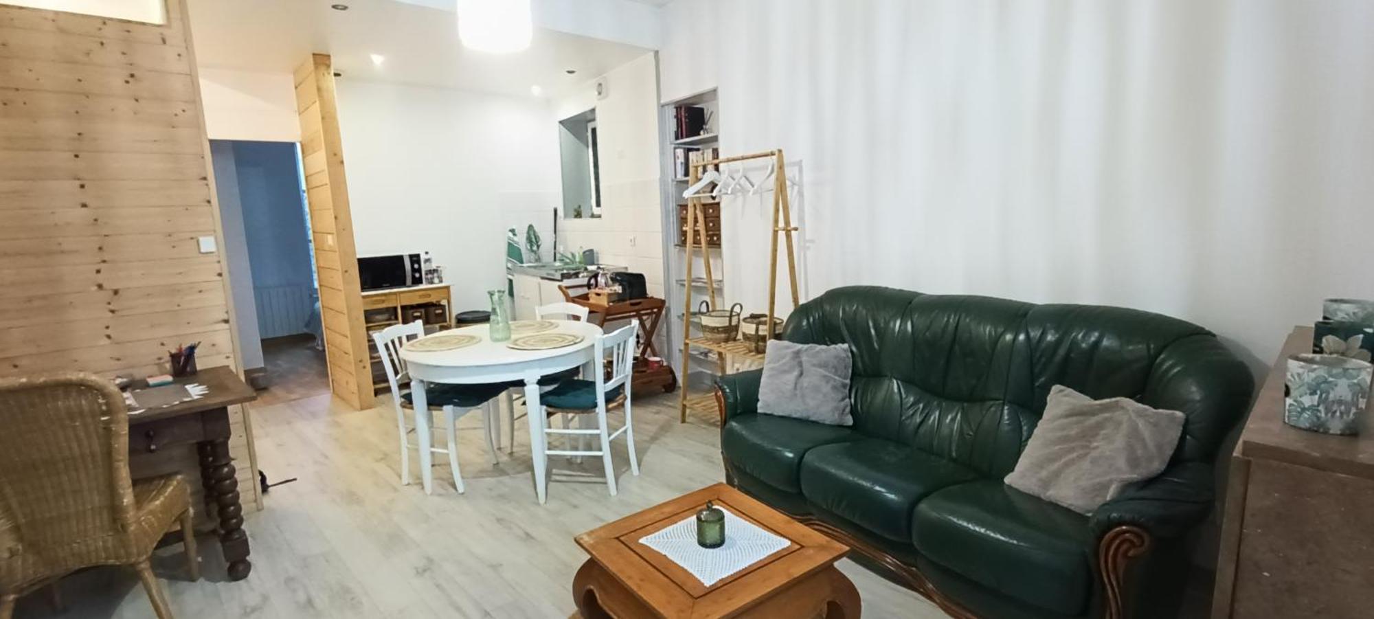 Appartement Cosy A 2 Pas Des Rues Pietonnes 索恩河畔沙隆 外观 照片